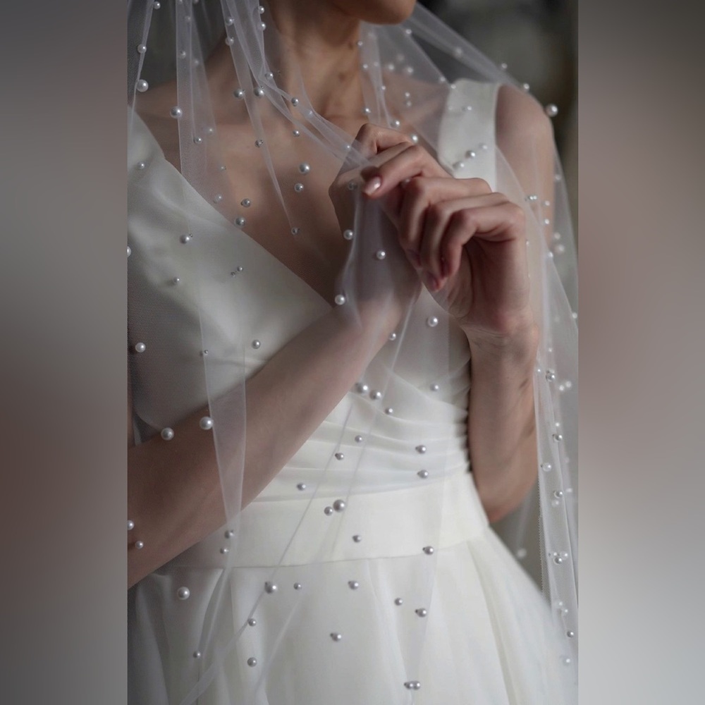 Cathedral Pearl Veil - Picture 4 of 10